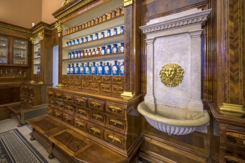 Lekaren u Salvatora _Bratislava_SVK_20260326_TH95046-HDR